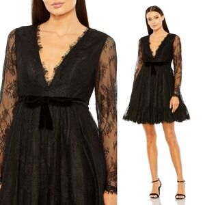 NWT‎ Ieena for Mac Duggal Black Long Sleeve Deep V Lace Babydoll Dress - Size 2